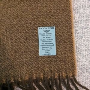 Dockers Brown Herringbone Made in Italy Scarf